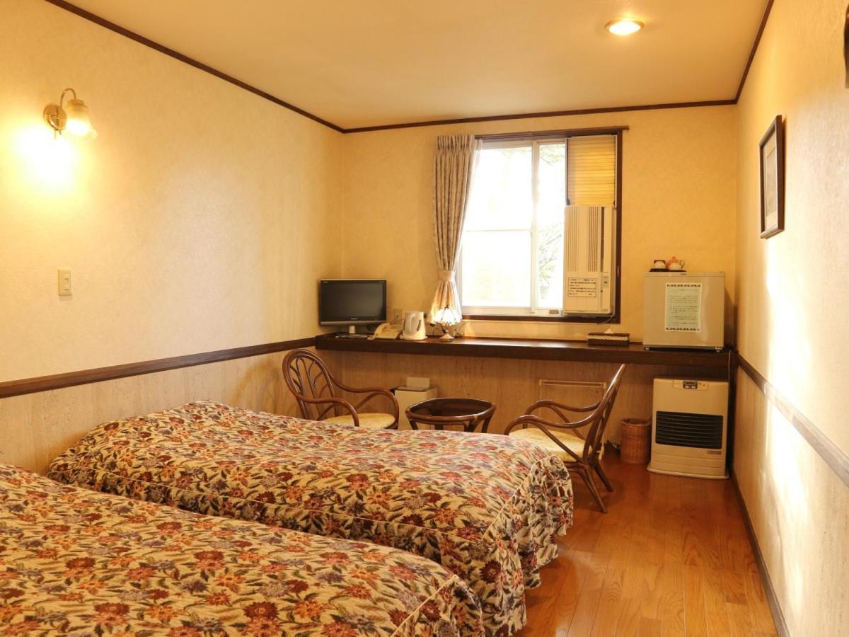 Pension Eden Naganohara Habitación foto